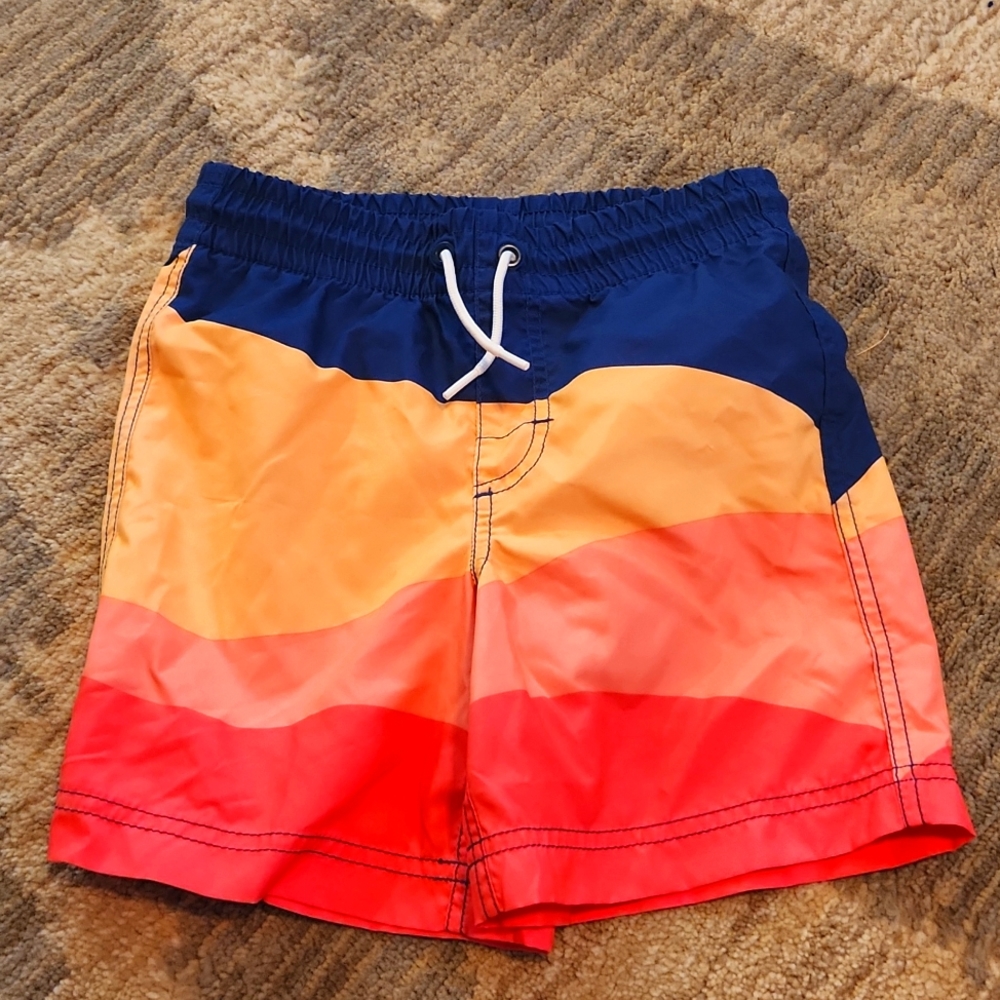 Boys trunks M (8)